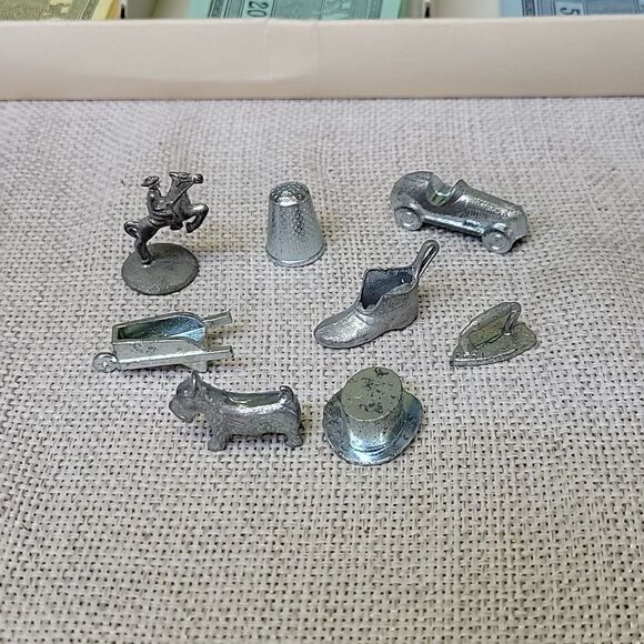 MONOPOLY By Parker Brothers- 1961-75 Complete (#1) - Picture 5 of 14